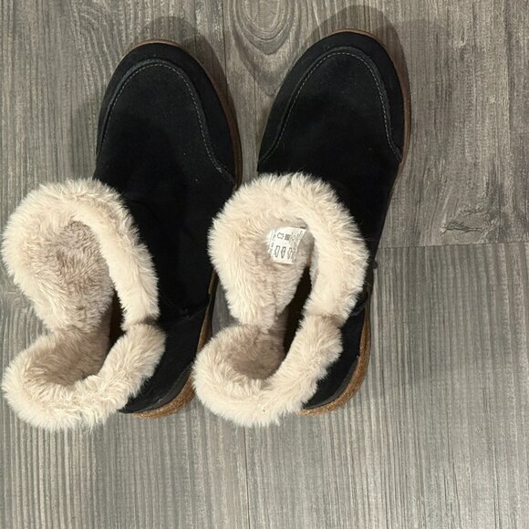 Women's Taos Future Mid Boot Black Suede US 7 - Picture 6 of 9